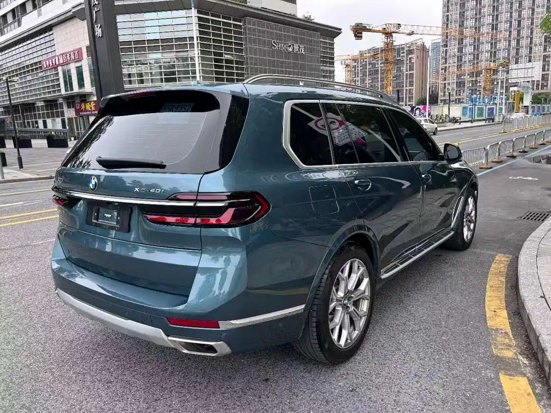 BMW X7 2023 xDrive40i Exclusive Luxury Package фото 2