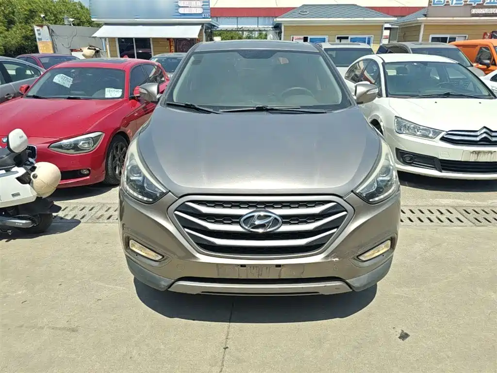Hyundai Beijing Hyundai ix35 2013 2.0L Automatic 2WD Comfort GL China IV фото 3