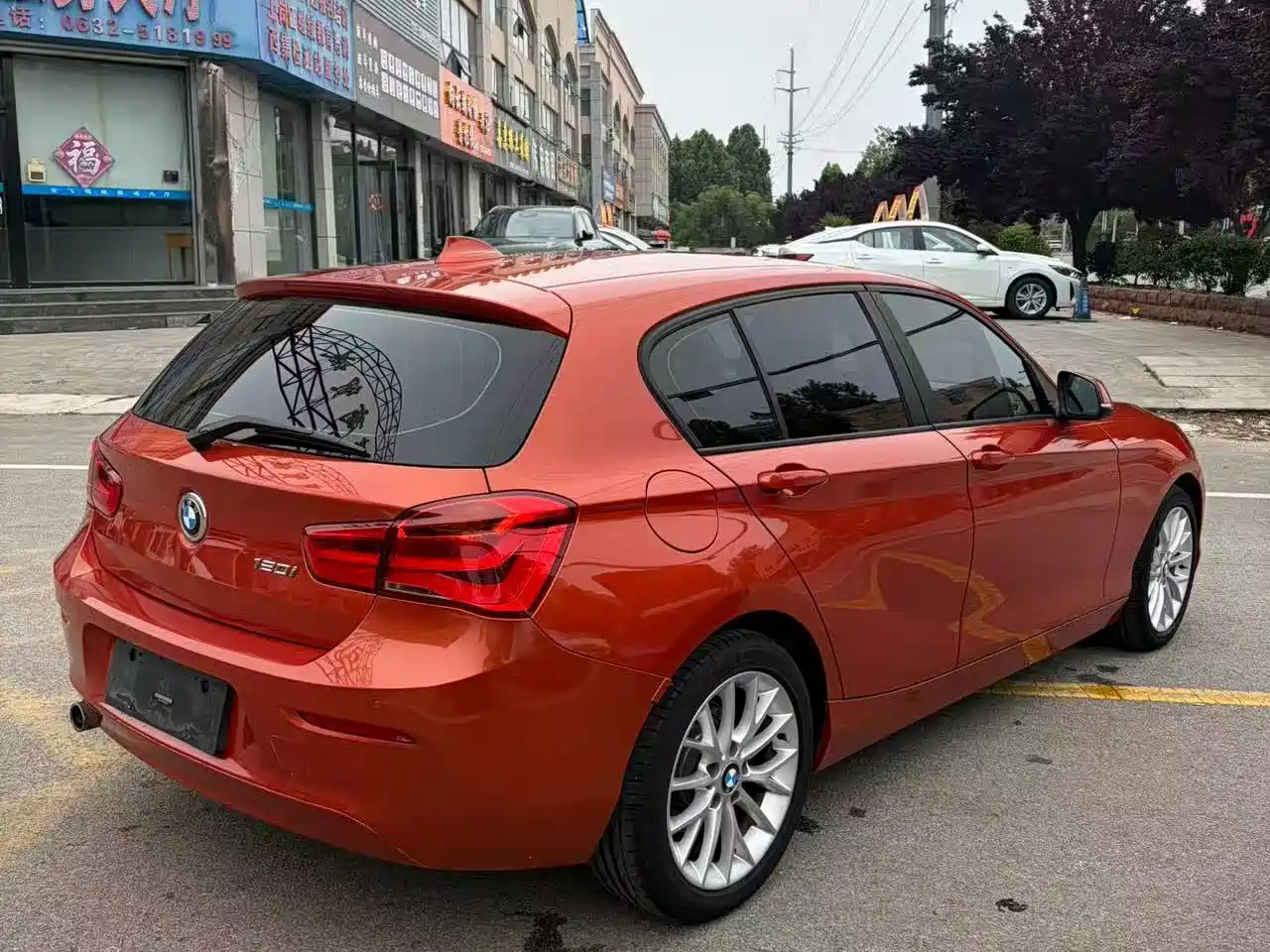 BMW 1 Series (Import) 2015 120i Leading фото 6