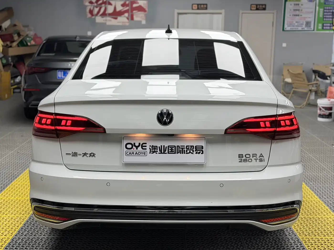 Volkswagen Bora 2023 280TSI DSG Prestige Edition фото 5
