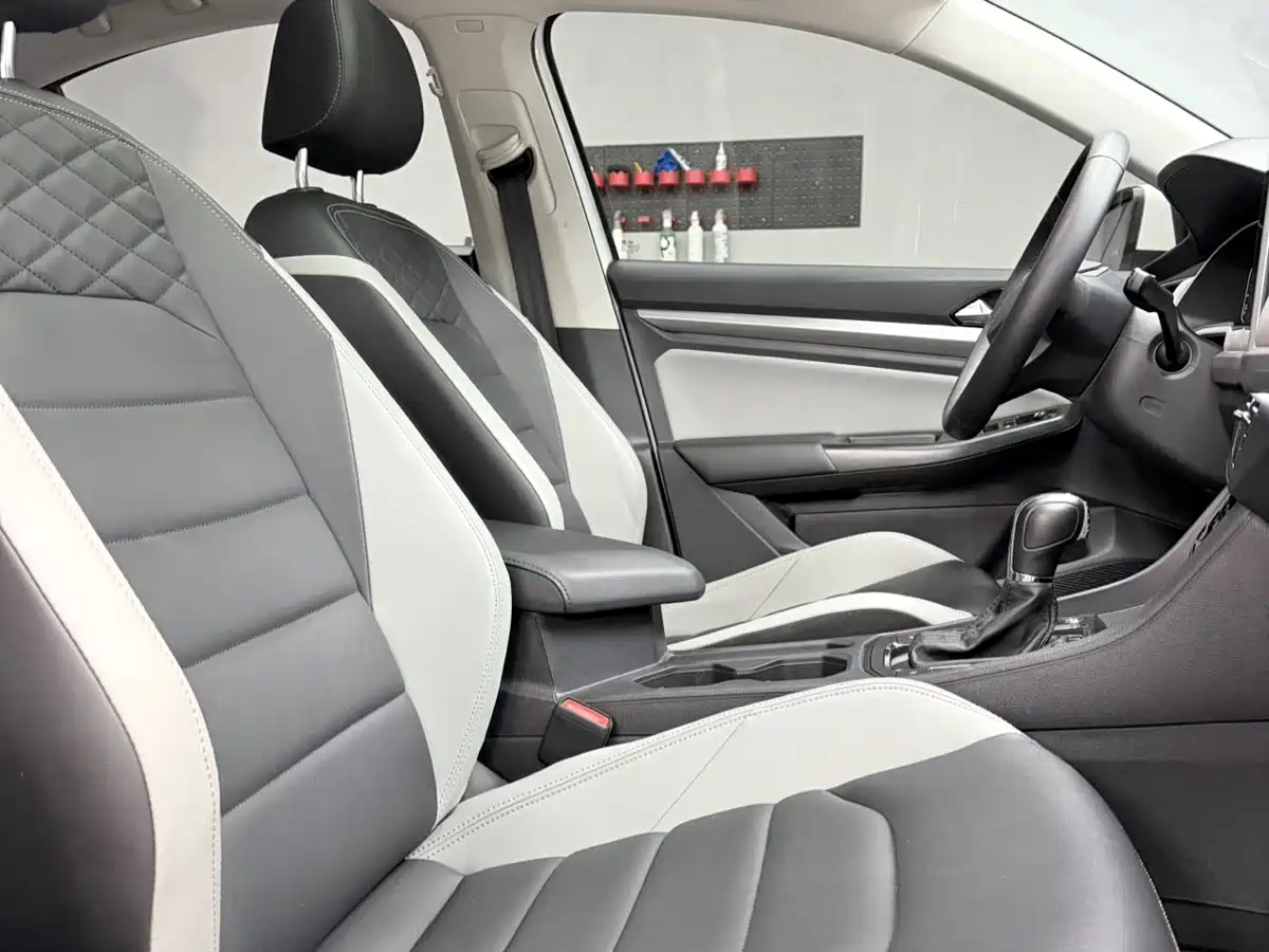 Volkswagen Bora 2023 280TSI DSG Prestige Edition фото 11