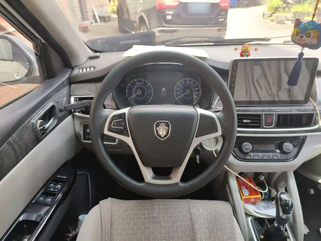 Foton Gratour im6 2018 2017 1.5L Smart Joy