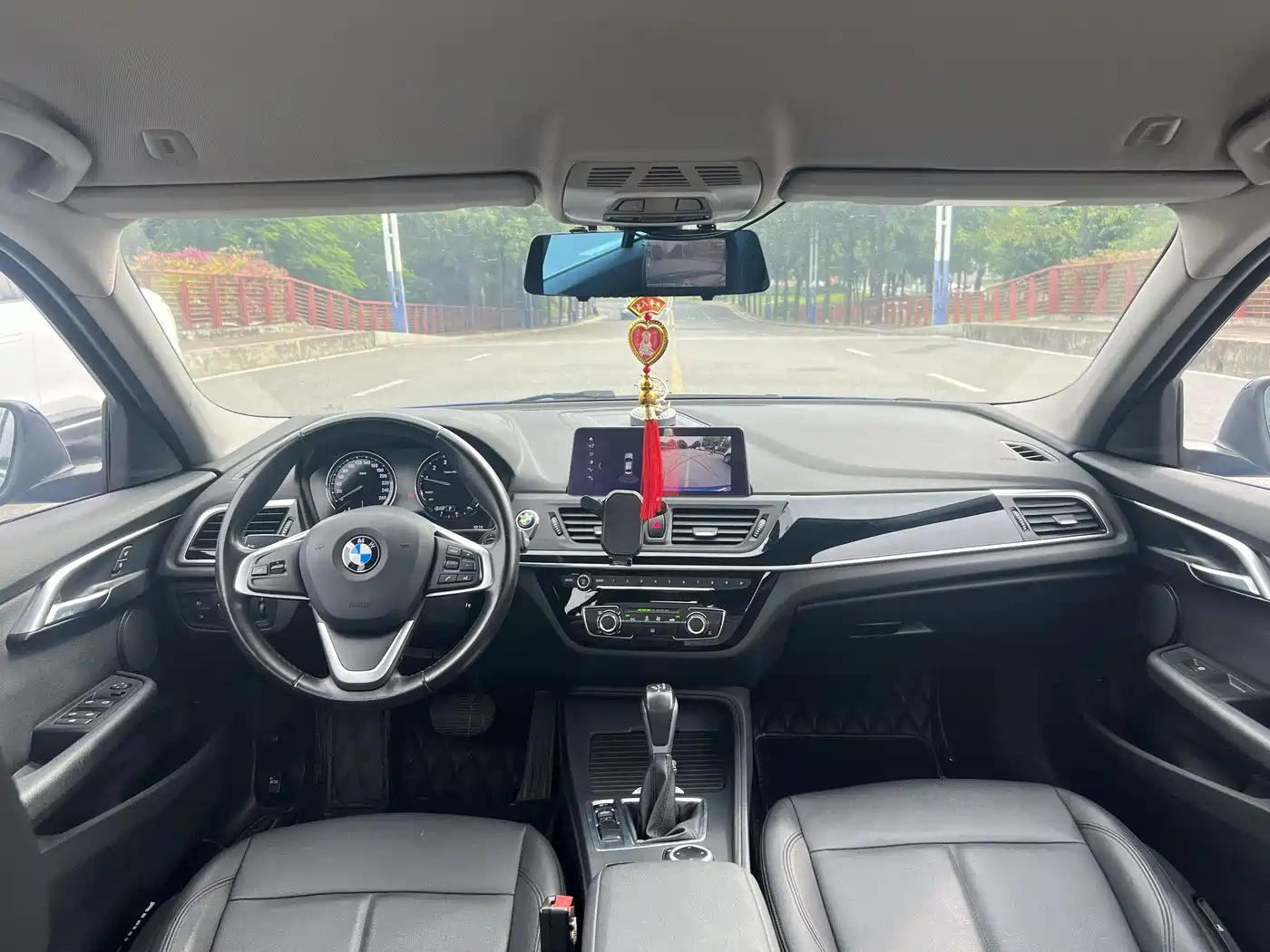 BMW 1 Series 2019 118i Fashion Edition фото 6