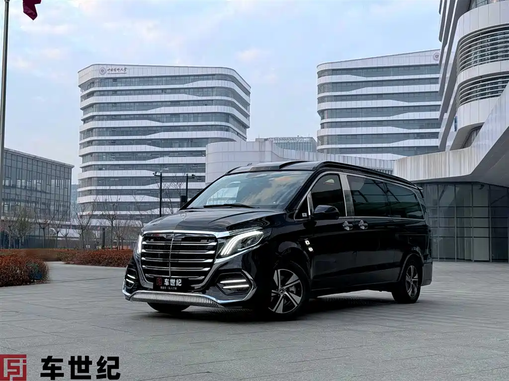 Mercedes-Benz Vito 2024 2.0T Business 7-Seater