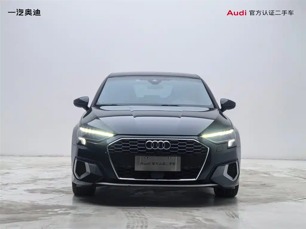 Audi A3 2022 Sportback 35 TFSI Progressive Elegance фото 2