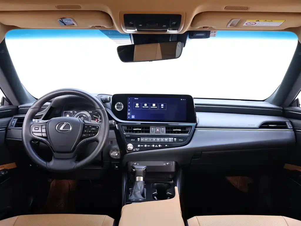 Lexus ES 2022 300h Excellence Edition фото 13