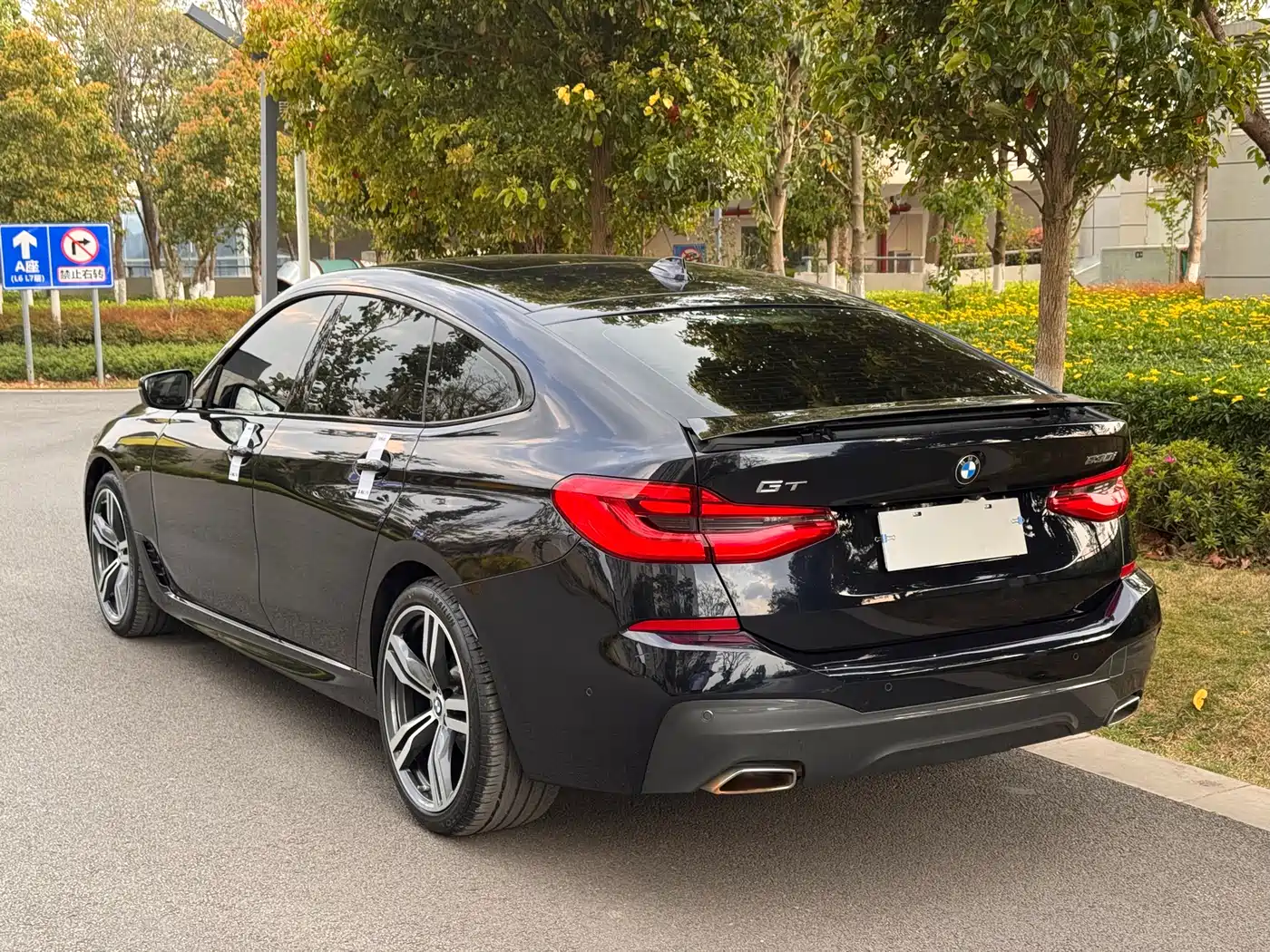BMW 6 Series GT 2021 630i M Sport Package фото 4