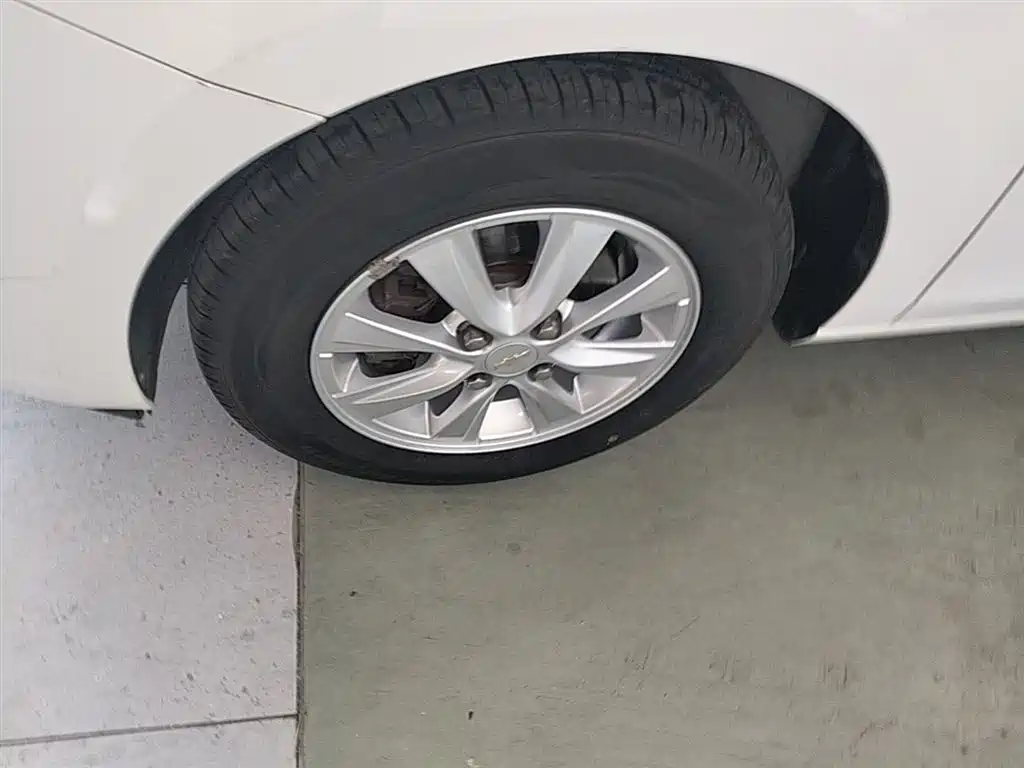 Chevrolet Sail 2018 Sail 3 1.3L Manual Comfort Sunroof фото 23