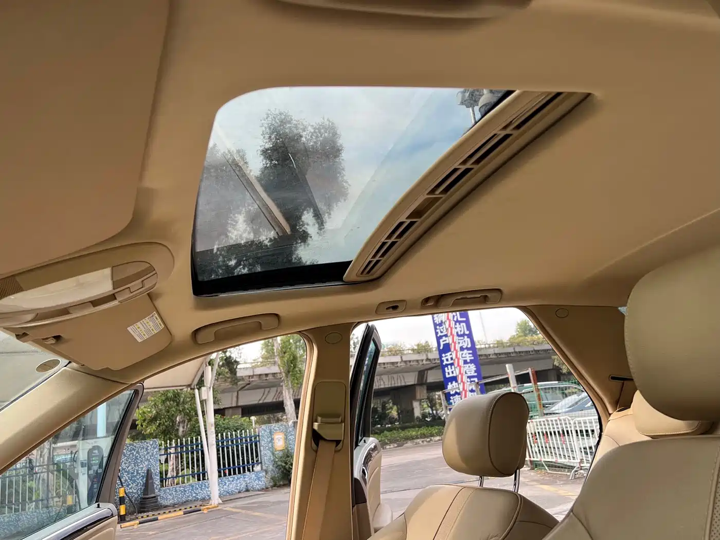 Mercedes-Benz M-Class 2010 ML 350 4MATIC Luxury фото 14