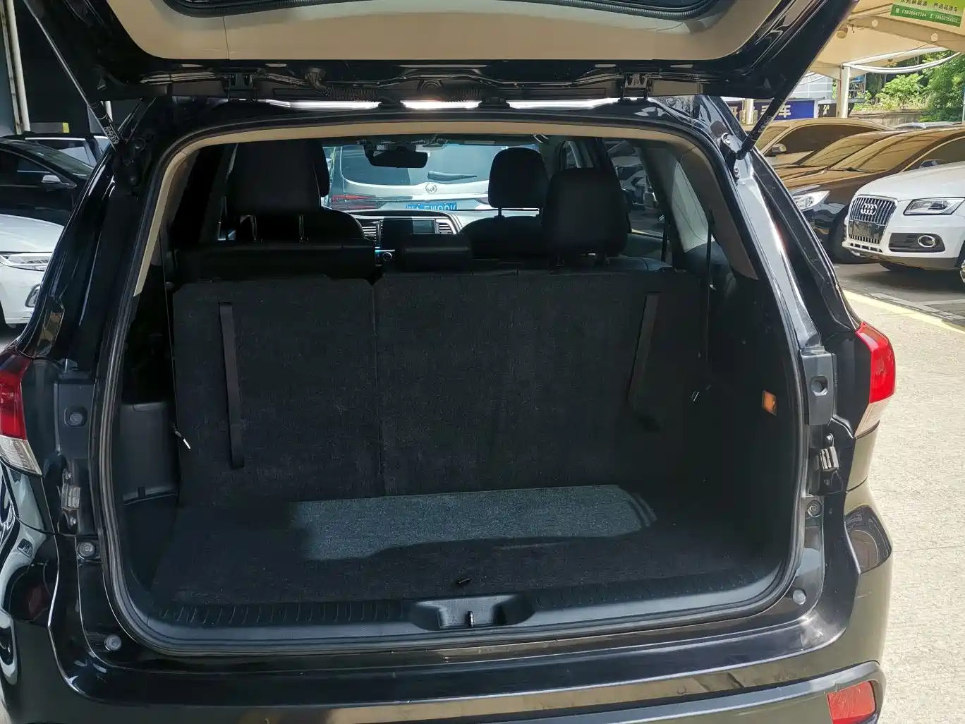 Toyota Highlander 2018 2.0T 4WD Luxury 7-seater China VI фото 16