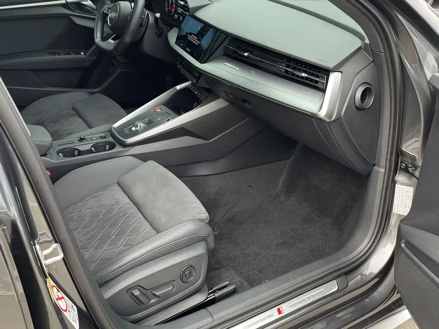 Audi A3 2022 A3L Limousine 35 TFSI Luxury Sport фото 12