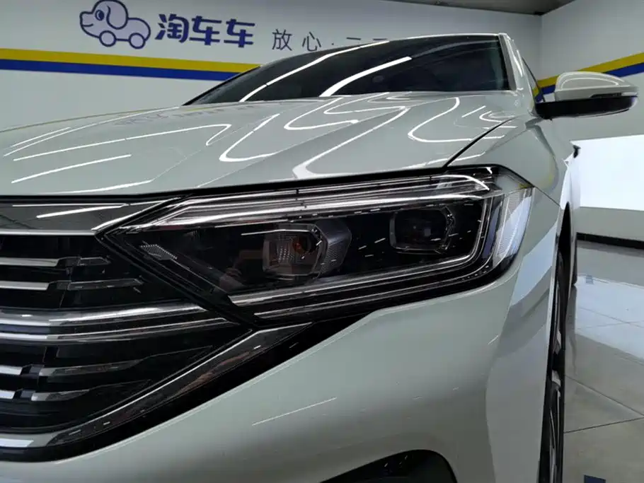 Volkswagen Sagitar 2023 300TSI DSG Surpassing Edition фото 5