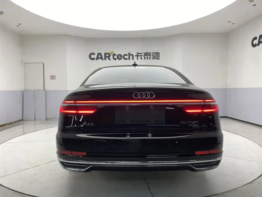 Audi A8 2022 A8L 50 TFSI quattro Comfort Collector's Edition фото 6