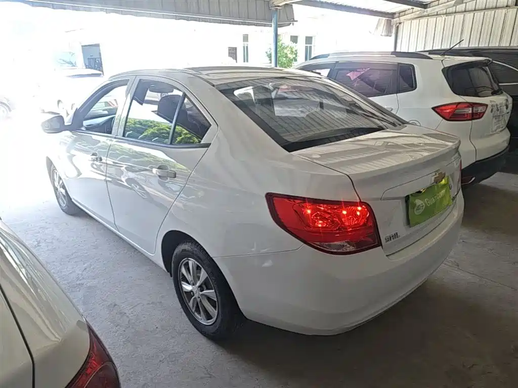 Chevrolet Sail 2015 Sail 3 1.3L AMT Ideal Edition фото 5