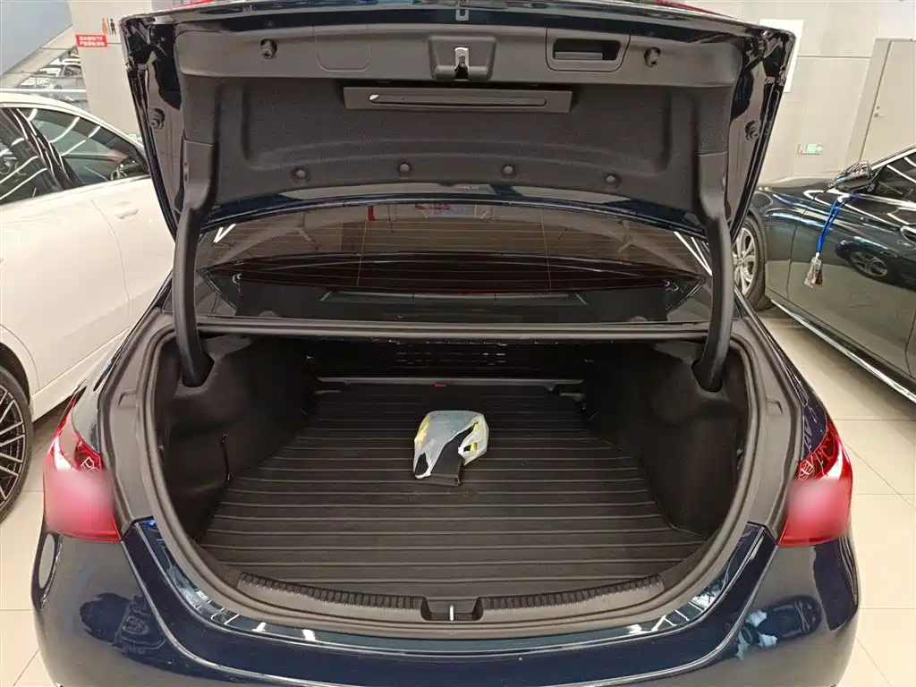 Mercedes-Benz C-Class 2022 Facelift C 200 L Sport фото 19