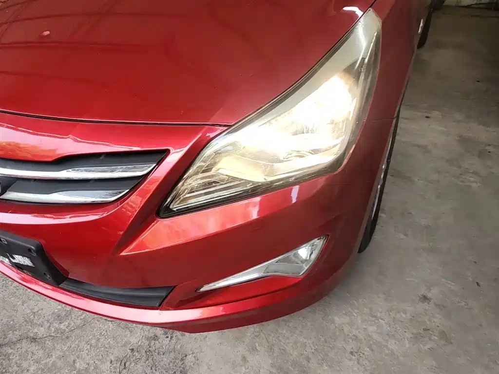 Hyundai Verna 2014 1.4L Manual Smart GLS фото 24