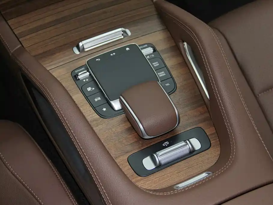 Mercedes-Benz GLE 2024 GLE 450 4MATIC Fashion фото 19