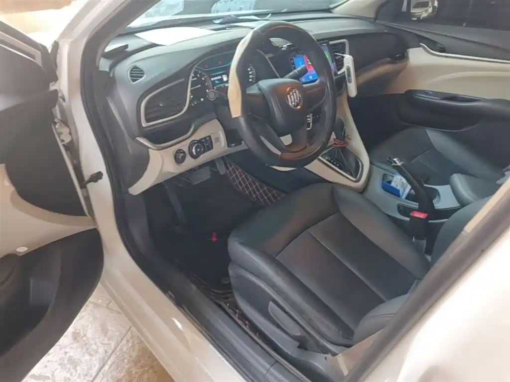 Buick Excelle 2021 Exemplar 1.5L Auto Progressive фото 16