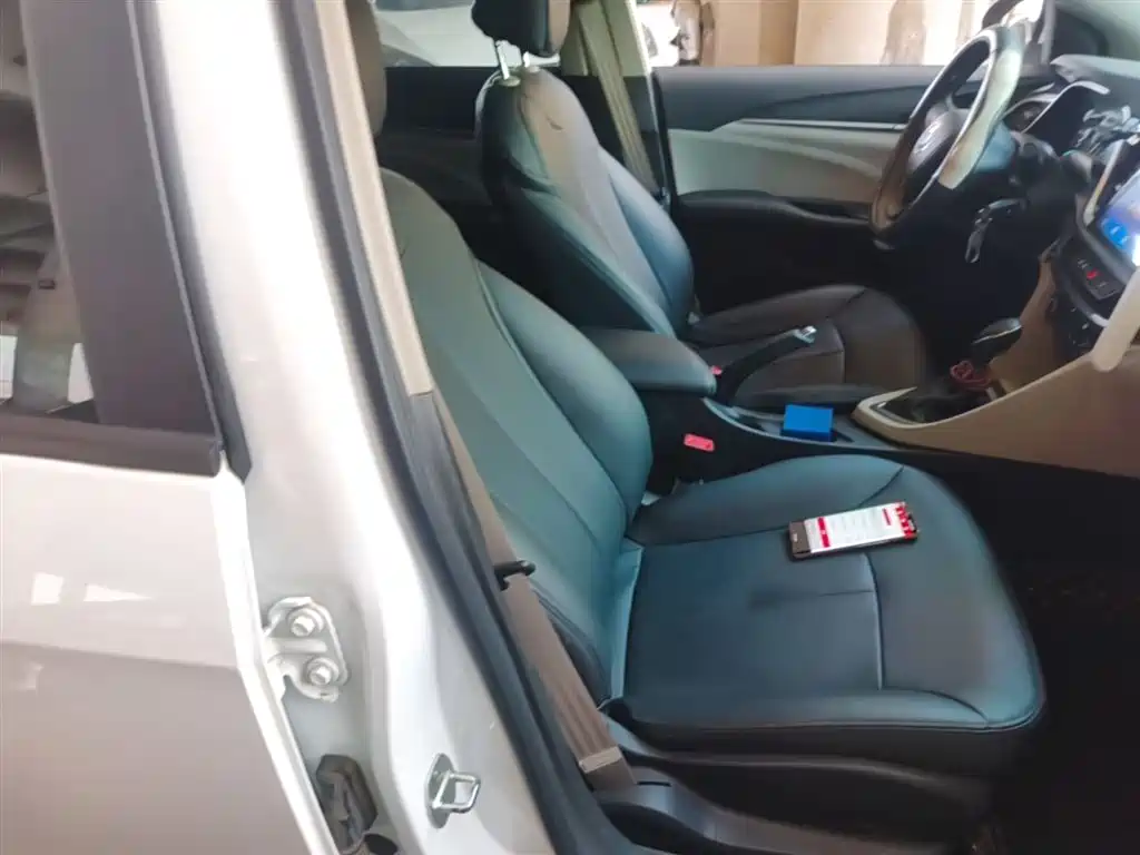 Buick Excelle 2021 Exemplar 1.5L Auto Progressive фото 25