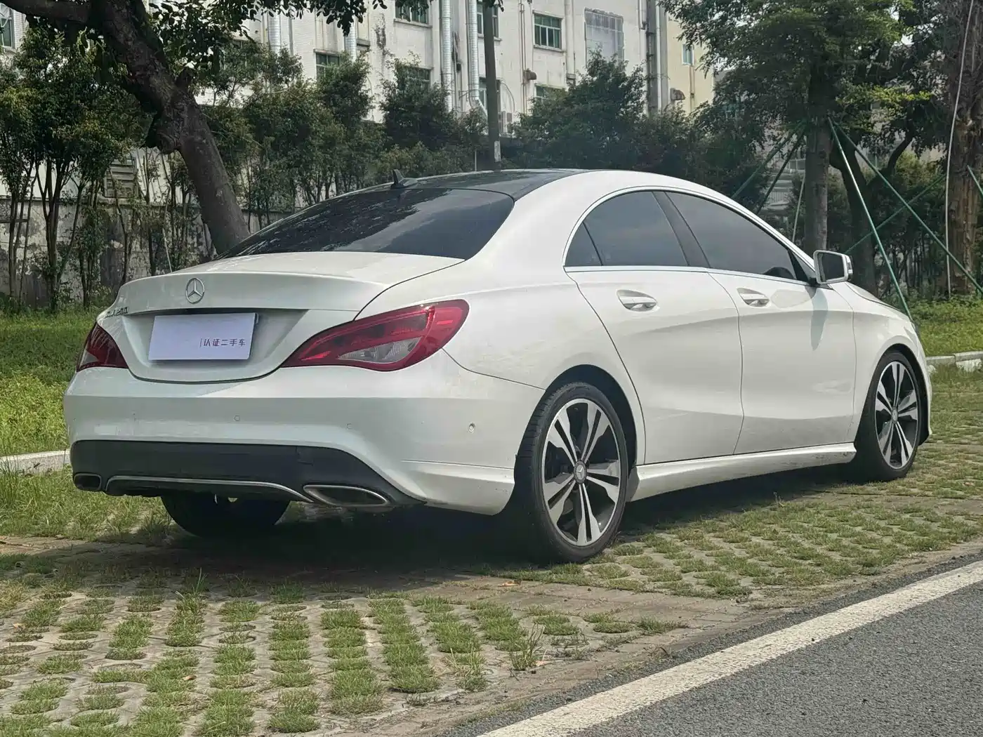 Mercedes-Benz CLA (Import) 2016 CLA 200 Sport фото 19