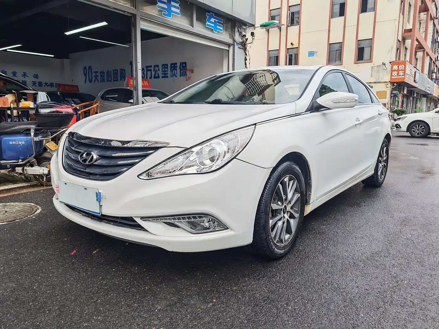 Hyundai Sonata 2013 2013 2.0L Automatic Luxury Edition