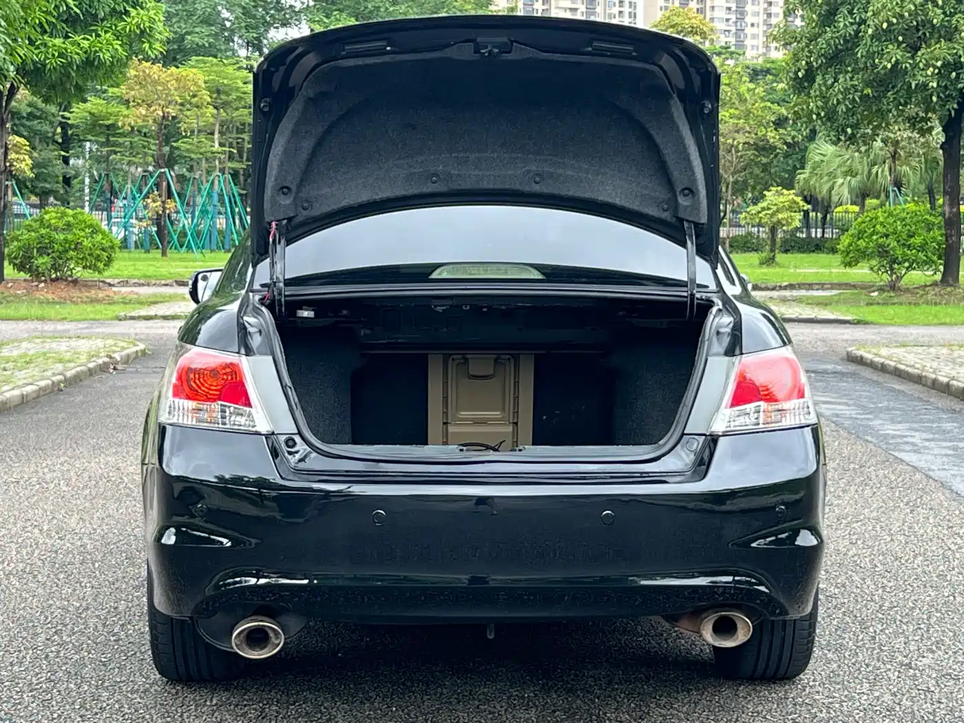 Фото 19 - Honda Accord