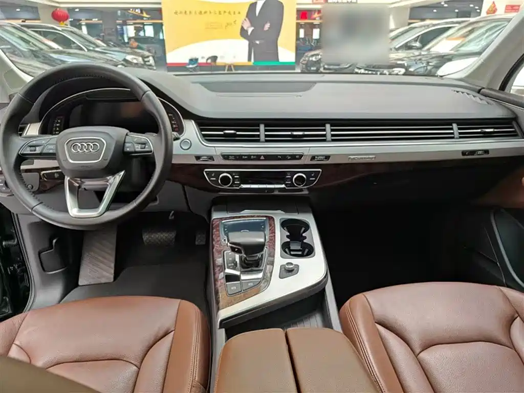 Audi Q7 2018 45 TFSI S line Sport фото 9