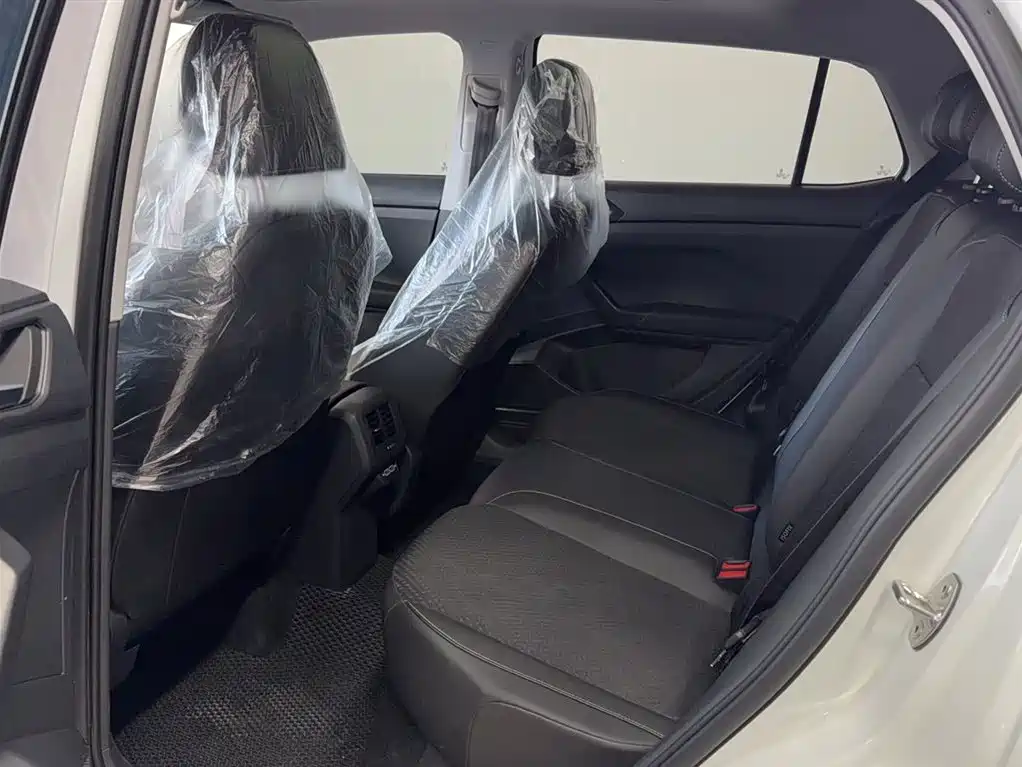 Volkswagen Tanying 2021 200TSI DSG Joy Smart Connect Edition фото 13