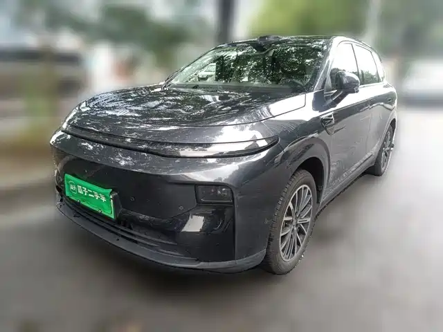 Leapmotor B10 2025