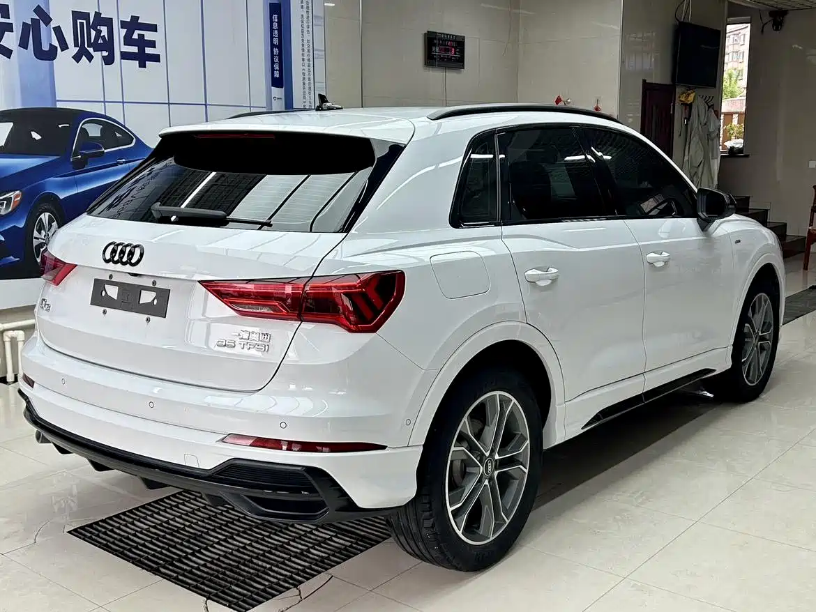 Audi Q3 2023 35 TFSI Fashion Dynamic (1.4T) фото 6