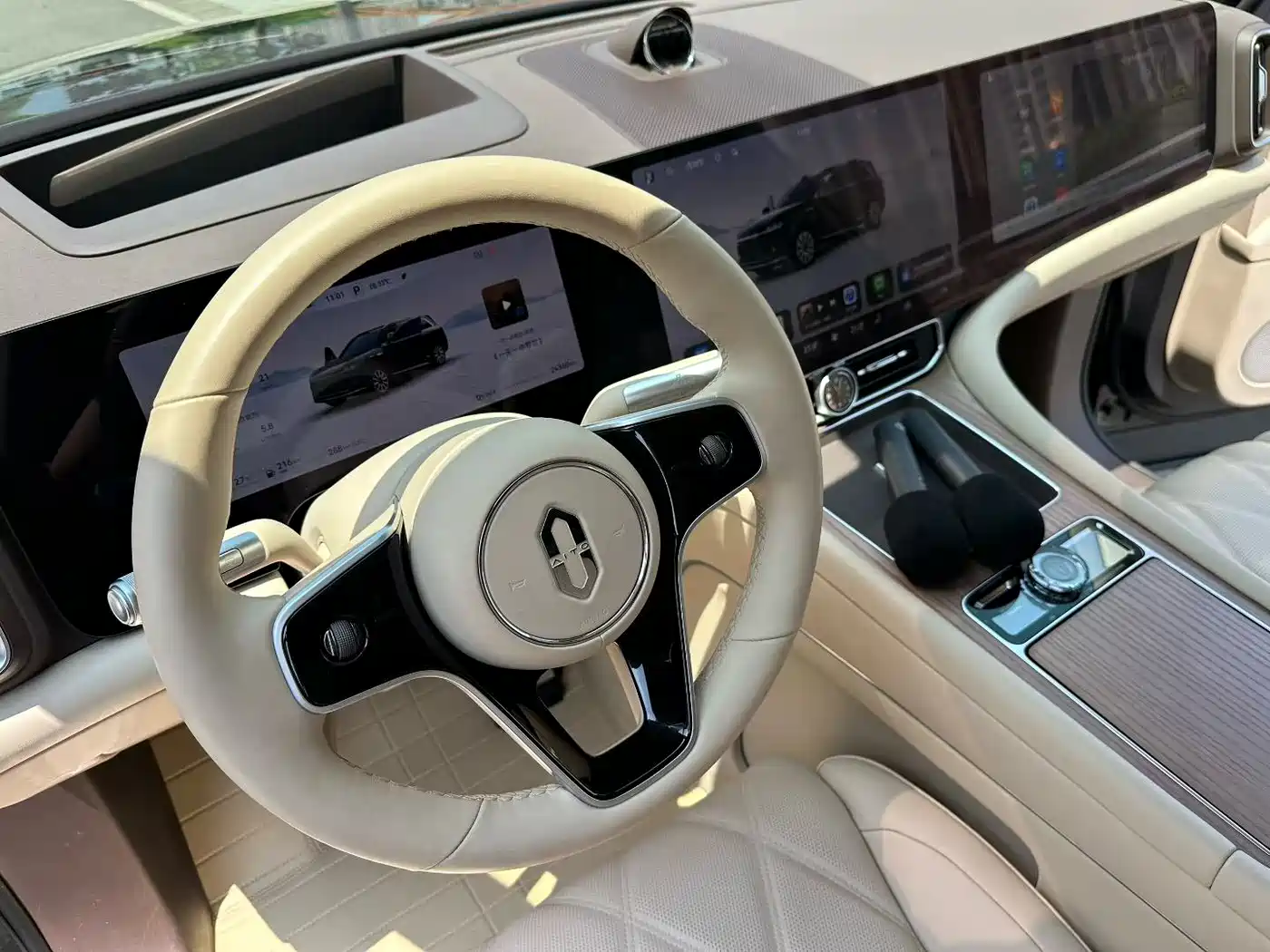 AITO Wenjie AITO M9 2025 Range Extender Max 52kWh 5-Seater фото 9