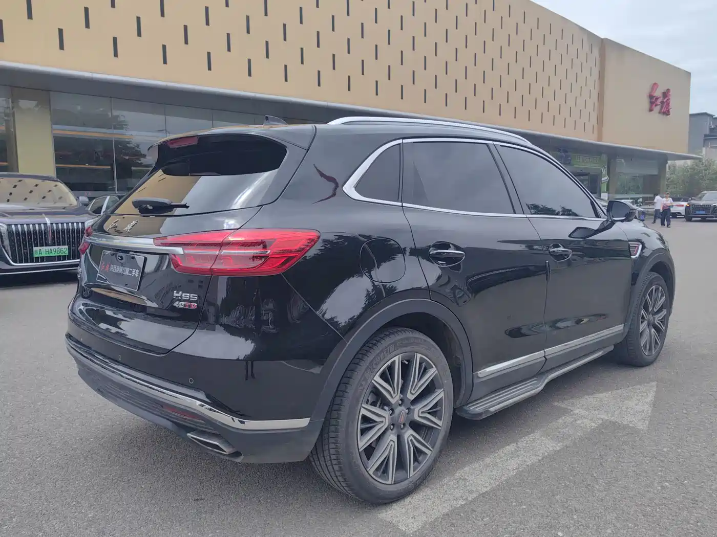 Hongqi HS5 2022 2.0T Smart Connect Flagship AWD Edition фото 9