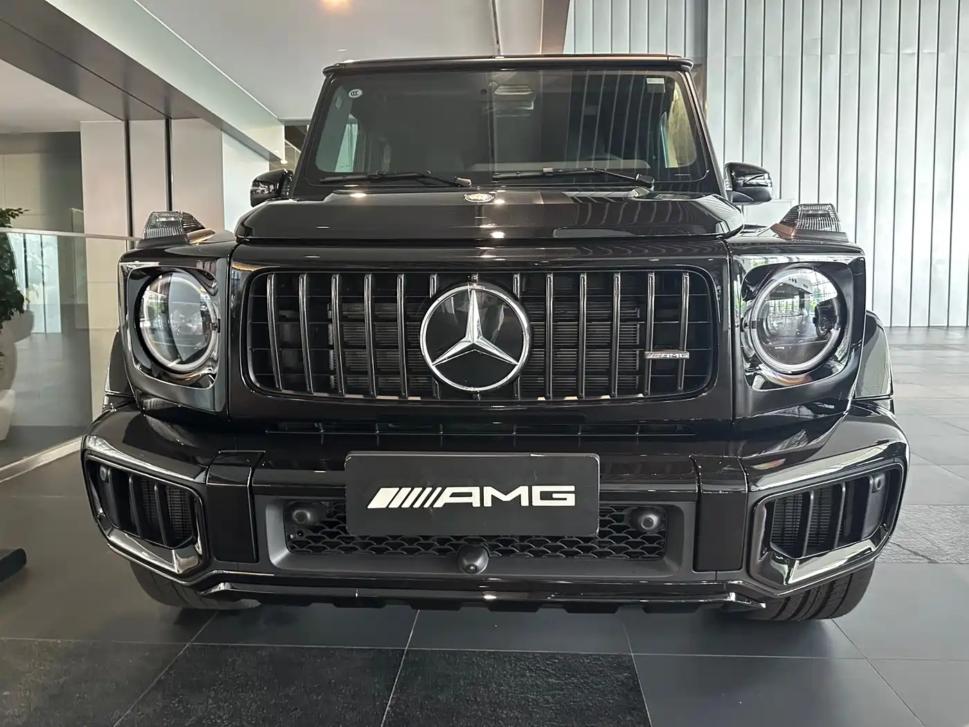 Mercedes-Benz G-Class AMG 2025 AMG G 63 фото 2