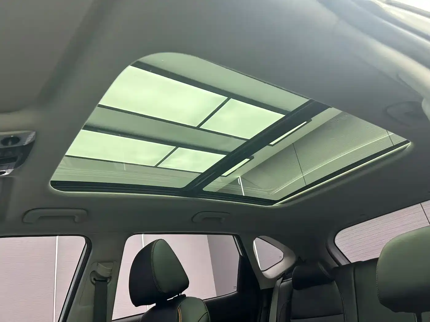 Kia Seltos 2023 1.4T DCT Luxury Edition фото 17