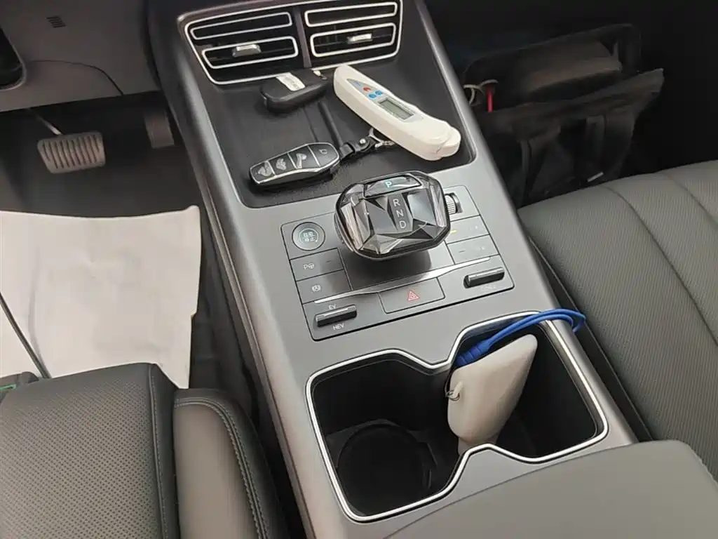 BYD Song Pro New Energy 2025 2nd Generation Smart Drive Edition DM-i 115KM Surpassing Type фото 14