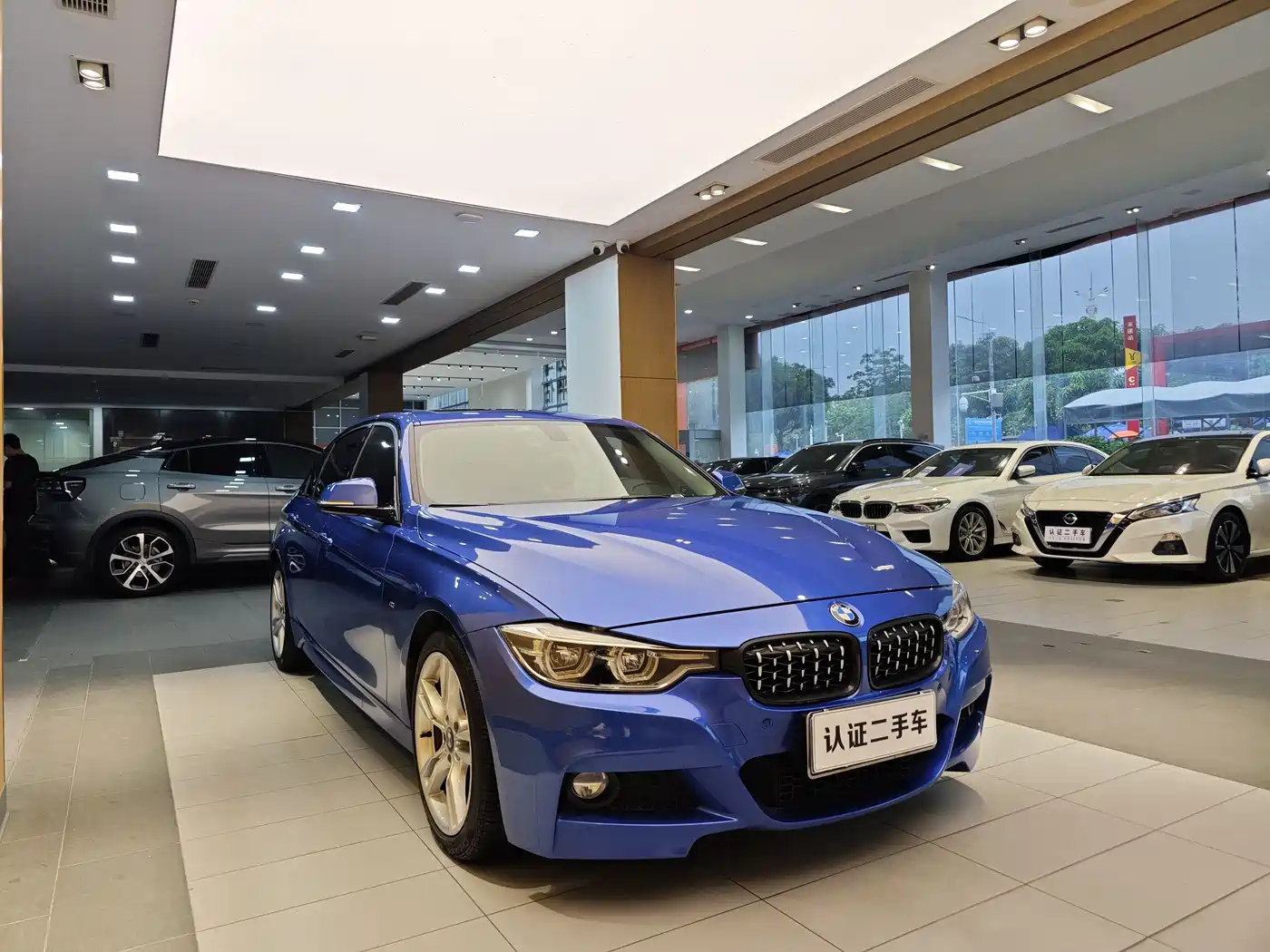 BMW 3 Series 2017 320Li M Sport фото 5