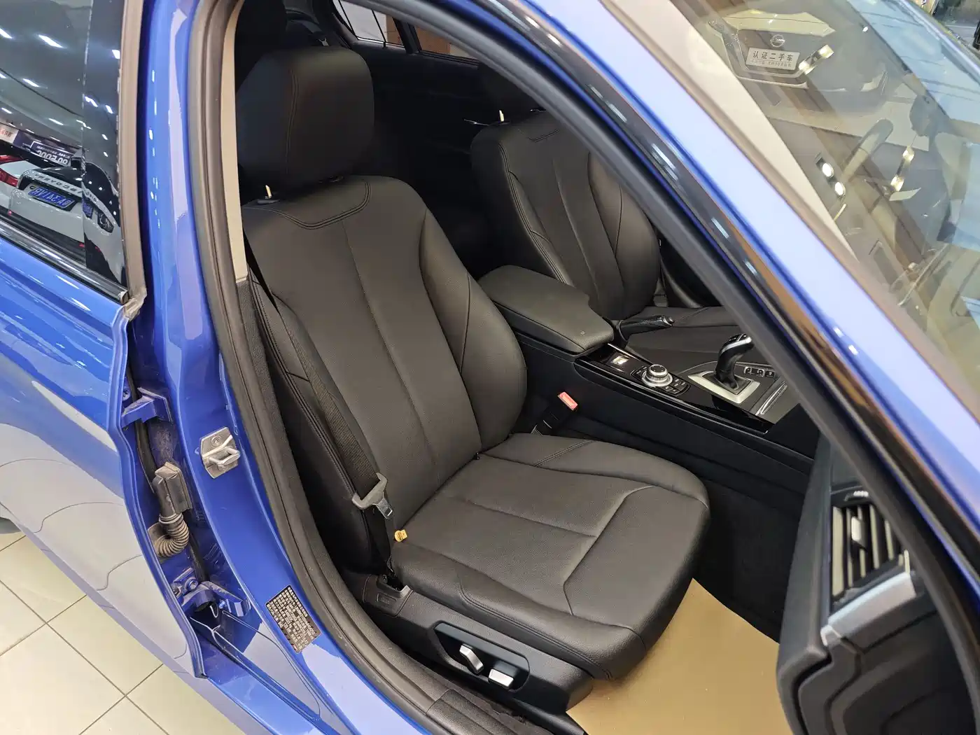 BMW 3 Series 2017 320Li M Sport фото 35