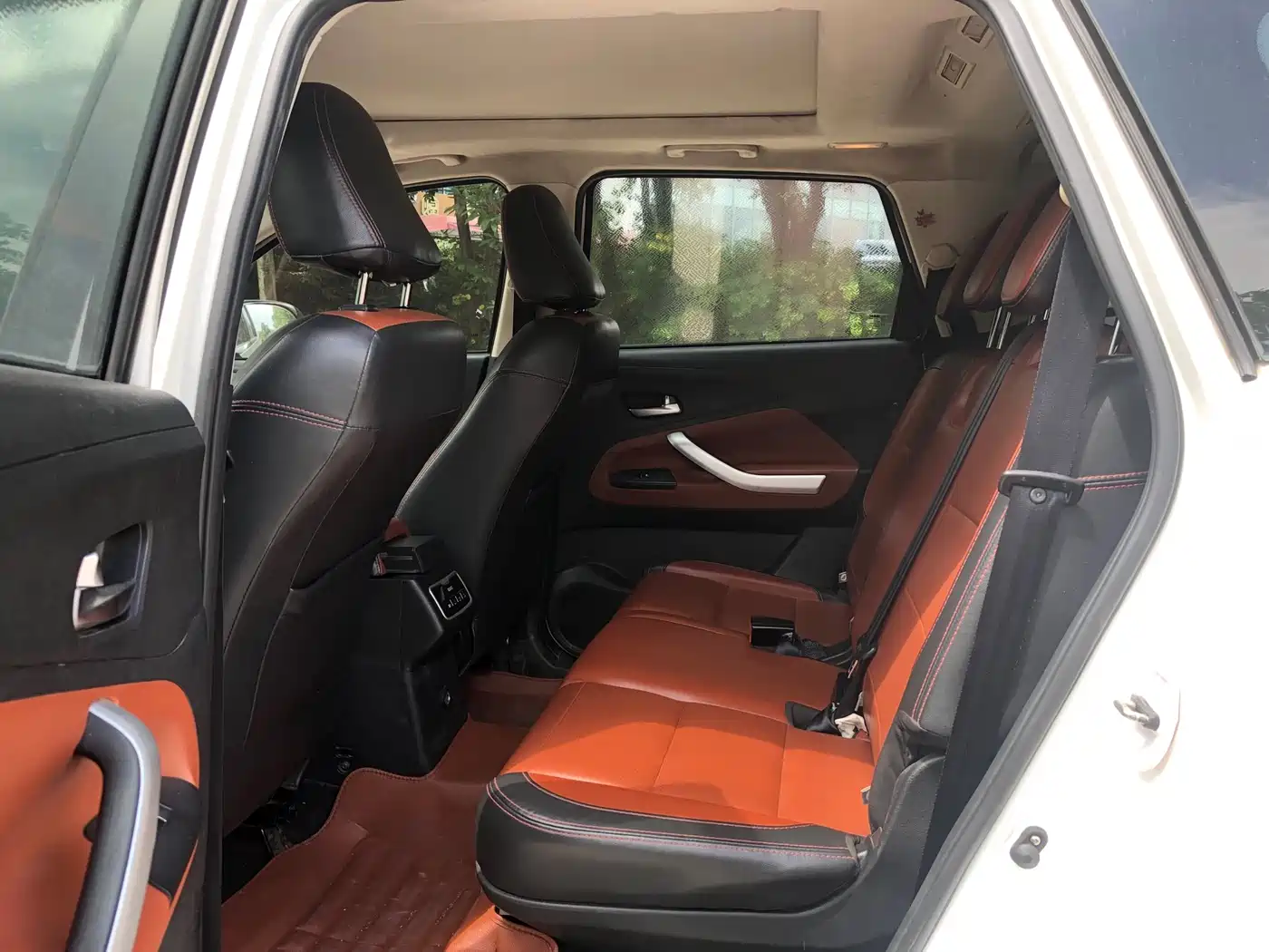 BAIC Huansu S3 2016 2016 S3L 1.5L Manual Premium