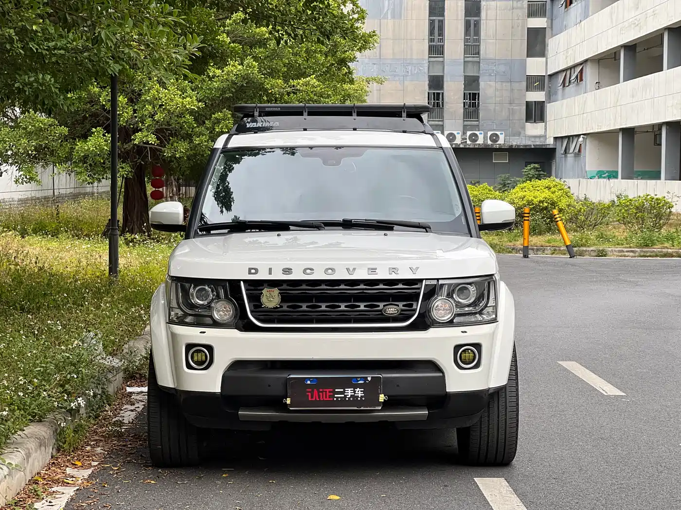 Land Rover Discovery 2016 3.0 SC V6 HSE фото 2