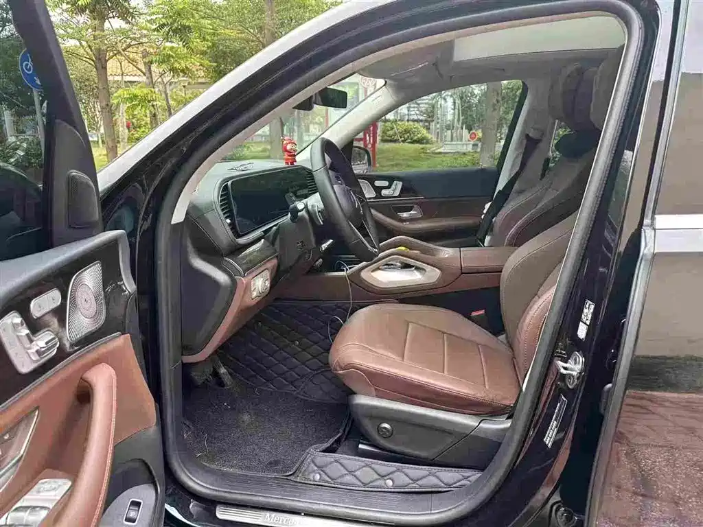 Mercedes-Benz GLE 2025 GLE 350 4MATIC Fashion фото 4