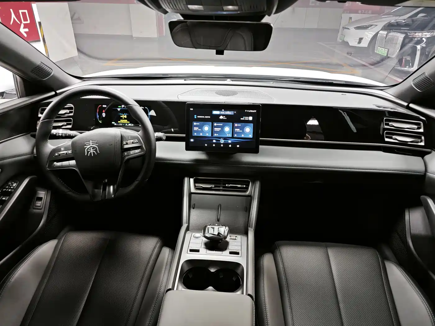 BYD Qin L 2024 DM-i 80KM Leading Edition фото 10