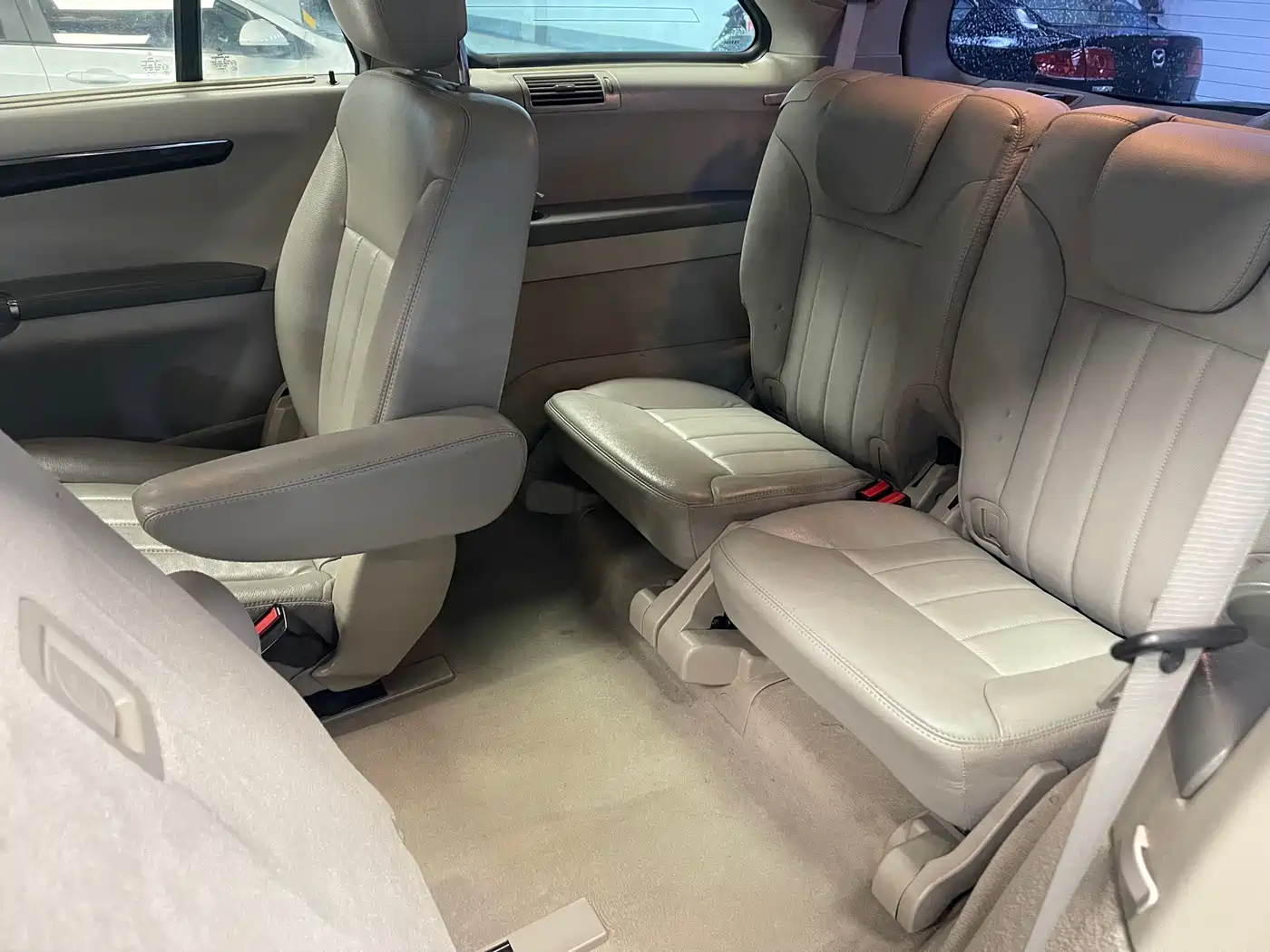 Mercedes-Benz R-Class 2010 R 350 L 4MATIC Grand Edition фото 23