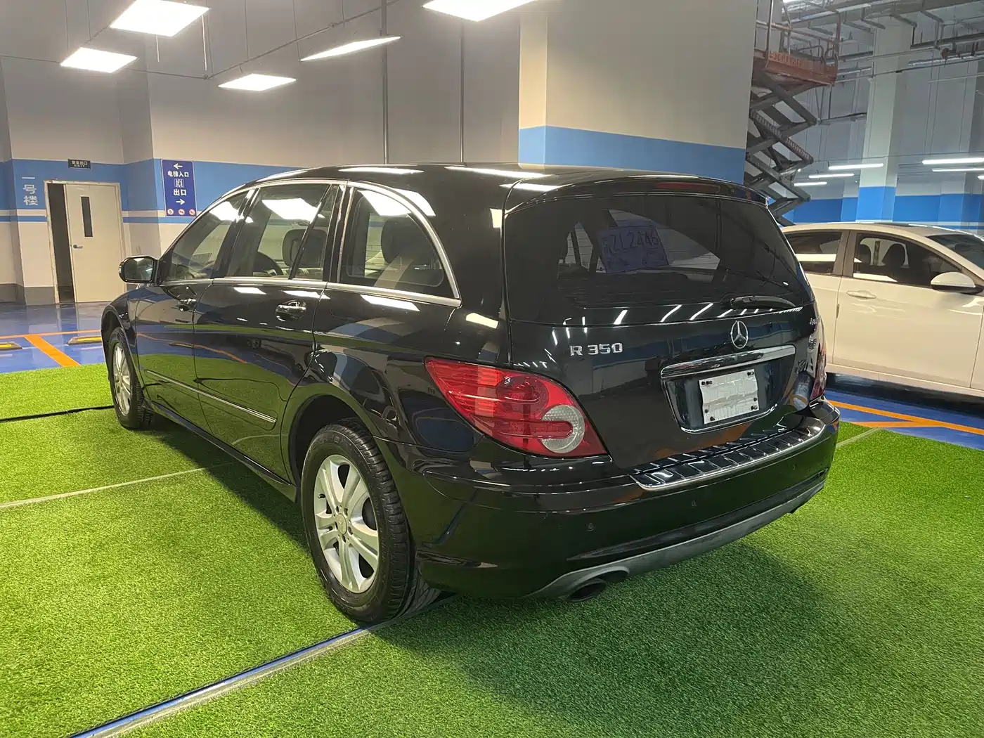 Mercedes-Benz R-Class 2010 R 350 L 4MATIC Grand Edition фото 38