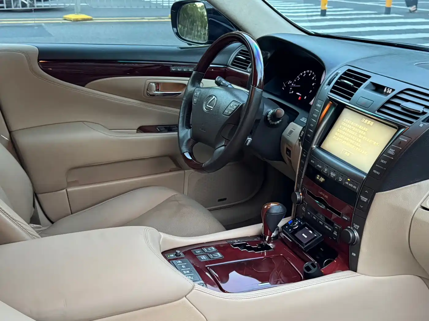 Lexus LS 2006 460L фото 9