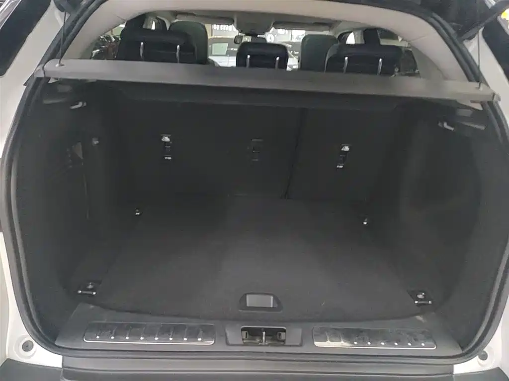 Land Rover Range Rover Evoque 2017 2.0T British Style Edition фото 19
