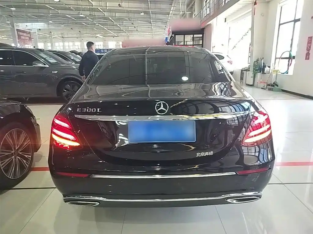 Mercedes-Benz E-Class 2018 Facelift E 200 L 4MATIC фото 6