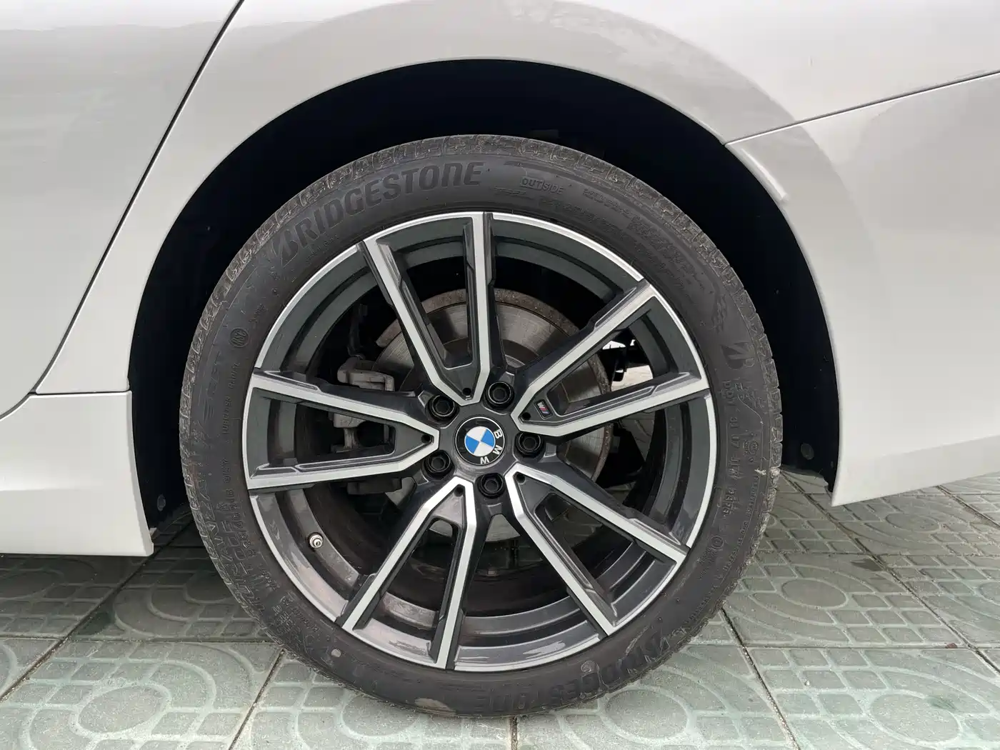 BMW 3 Series 2023 320Li M Sport Package фото 24