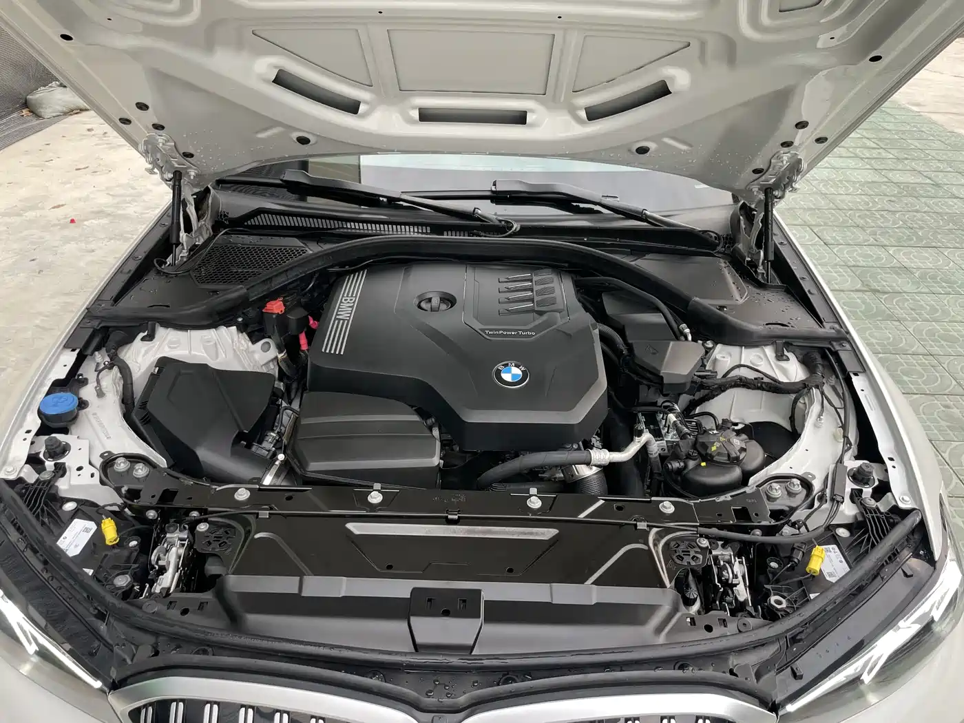 BMW 3 Series 2023 320Li M Sport Package фото 29