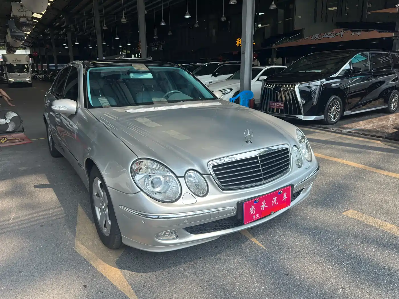 Mercedes-Benz E-Class (Import) 2004 E 240 фото 2