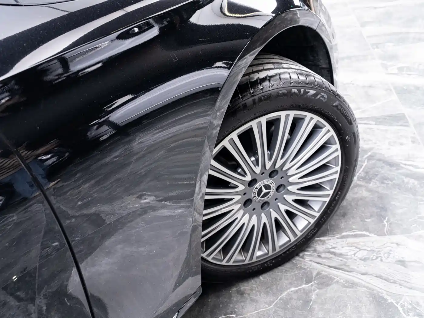Mercedes-Benz E-Class 2023 E 300 L Luxury фото 5